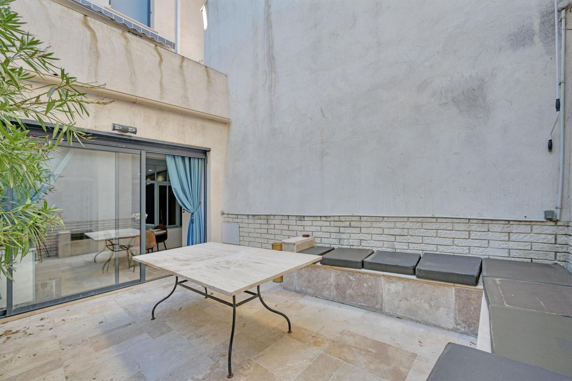 Le 185 - Charme Et Tranquillite Au Coeur D'Avignon Exterior foto