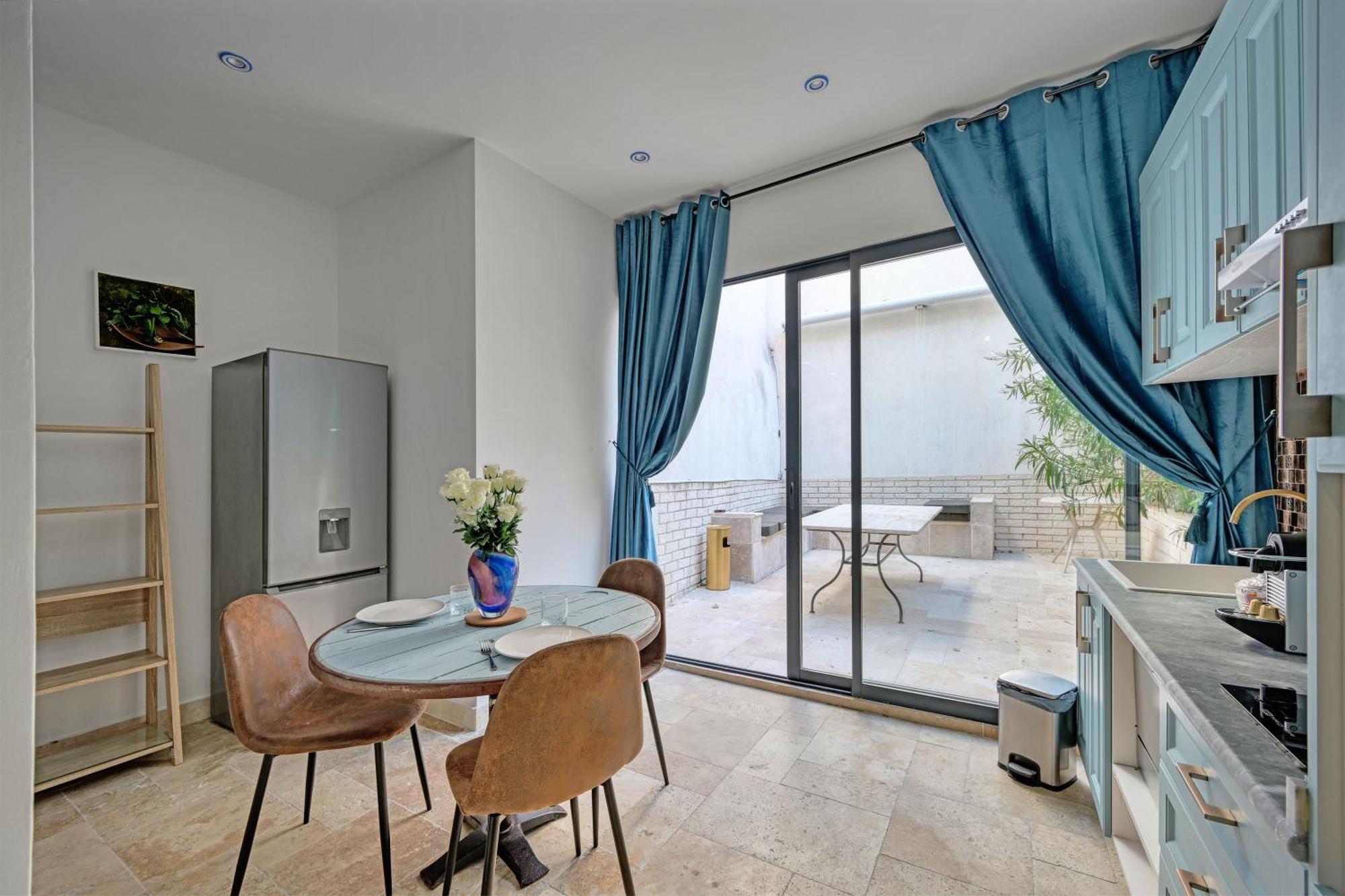 Le 185 - Charme Et Tranquillite Au Coeur D'Avignon Exterior foto